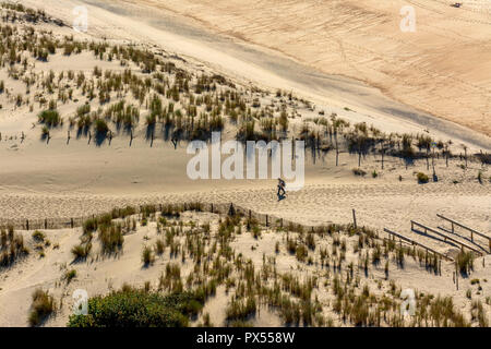 Den Strand und den Atlantischen Ozean in der Nähe der Leuchtturm von La Coubre, La Tremblade, Charente Maritime, Nouvelle-Aquitaine, Frankreich Stockfoto