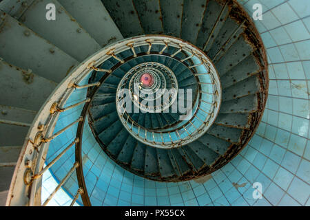 Wendeltreppe Leuchtturm von La Coubre (Phare de la Coubre), Charente Maritime, Nouvelle-Aquitaine, Frankreich Stockfoto