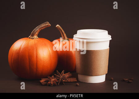 Herbst würzigen Latte. Stockfoto