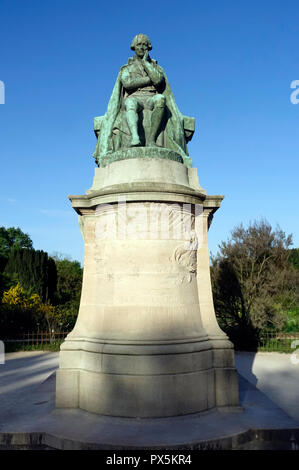 Statue von Jean Baptiste Lamarck (1744-1829) Gründer Der Evolutionismus Jardin des Plantes. Paris. Frankreich. Stockfoto