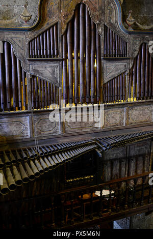 Philippinen, Luzon, Manila, Las Pinas, St. Joseph Kirche mit berühmten Bambus Orgel/PHILIPPINEN, Luzon, Manila, Las Pinas, St. Joseph Kirche, Bambus Orgel, sterben weltweit einmalige Bambusorgel besteht aus 832 Bambus- und 122 Metallpfeifen und wurde 1821 gebaut Stockfoto