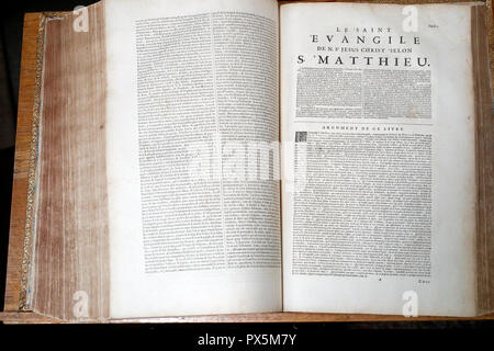 Alte Bibel in französischer Sprache, 1669. Neuen Testament. Evangelium. Matthäus. Stockfoto