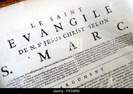 Alte Bibel in französischer Sprache, 1669. Neuen Testament. Evangelium. Mark. Stockfoto