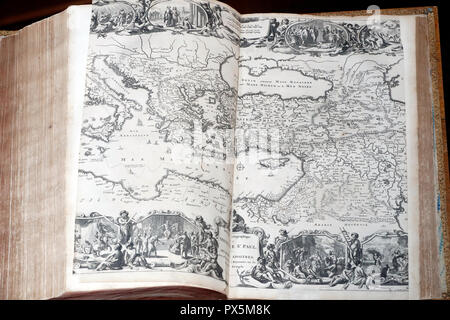 Alte Bibel in französischer Sprache, 1669. Neuen Testament. Paul Missionsreise. Stockfoto