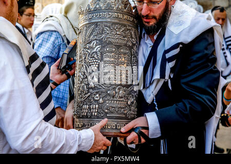 Bar mitsvah an der westlichen Mauer, Jerusalem, Israel. Stockfoto