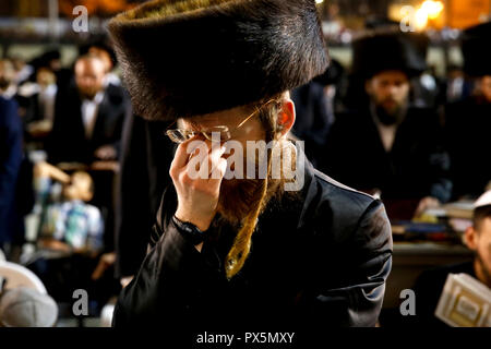 Gebet an der westlichen Wand während Pessach Festival. Jerusalem, Israel. Stockfoto