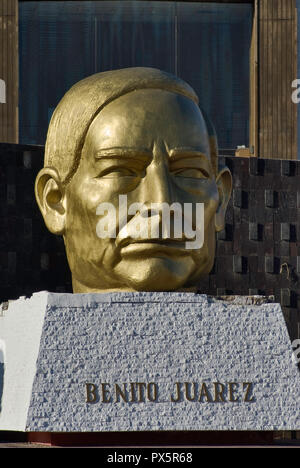 Benito Juarez Büste an Civic Plaza, Ensenada, Baja California, Mexiko Stockfoto