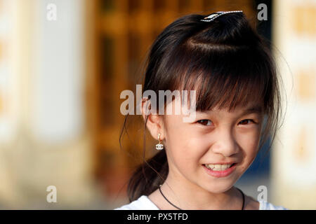 Vietnamesisches Mädchen. Porträt. Cai. Vietnam. Stockfoto