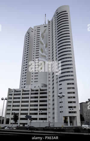Modernes Gebäude in der Wagramerstrasse, Österreich, Wien, 22. Bezirk, Donaucity Stockfoto