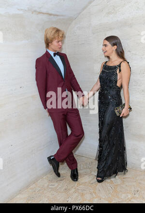 Ansel Elgort und Violetta Komyshan besuchen American Ballet Theatre fallen Gala bei David Koch Theater im Lincoln Center (Foto von Lew Radin/Pacific Press) Stockfoto