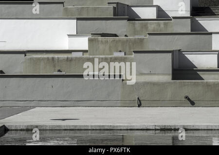 Betontreppen, Österreich, Wien, 22. Bezirk, Donau Park Stockfoto