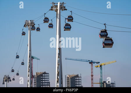 Emirates Air Line Seilbahnen und Gondelbahn, Greenwich, London, England, Großbritannien Stockfoto