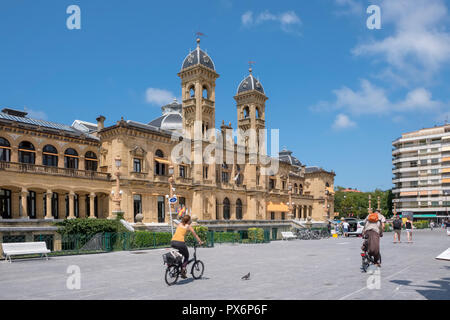 Rathaus und Bibliothek, San Sebastian, Donostia, im Baskenland, Spanien, Europa Stockfoto