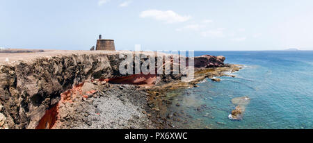 Lanzarote, Spanien - 1. Juni 2017: Castillo de las Coloradas in Playa Blanca Stockfoto