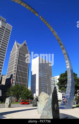 Transzendierende sculpure, der Michigan Arbeit Legacy Wahrzeichen, entworfen von David Barr & Sergio de Giusti bei Hart-Plaza, am Flussufer, in Detroit, USA Stockfoto
