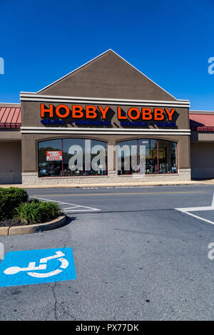 Lancaster, PA, USA - 18. Oktober 2018: Hobby Lobby Speichert ist eine private gemeinnützige Organisation, besitzt und betreibt eine Kette der amerikanischen Kunst und craf Stockfoto