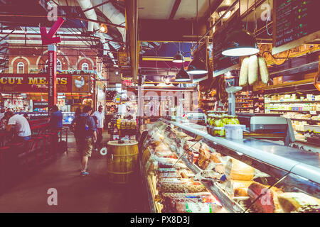 PHILADEPHIA, USA - 19. SEPTEMBER 2018: Terminal Market in Philadelphia, USA. Stockfoto