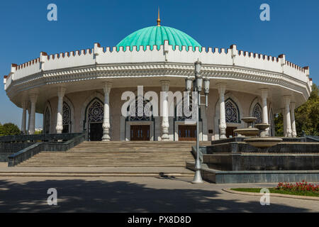 Taschkent, Usbekistan - 23. AUGUST 2018: Staatliches Museum für timurid Museum in Taschkent. Stockfoto