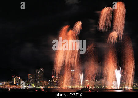 Minato Kobe Strand Feuerwerk Festival in Kobe Stockfoto