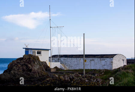 11. Oktober 2018 Die alte, aus Stein gebauten Boot Haus bei Ballyholme in Bangor County Down. Durch die Royal Ulster Yacht Club wie die Rennleitung cent verwendet Stockfoto