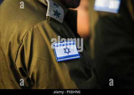 Details mit der israelischen Flagge auf einer militärischen Medic einheitliche Stockfoto