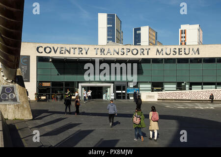 Der Eingang zu Coventry Transport Museum im Stadtzentrum UK Stockfoto