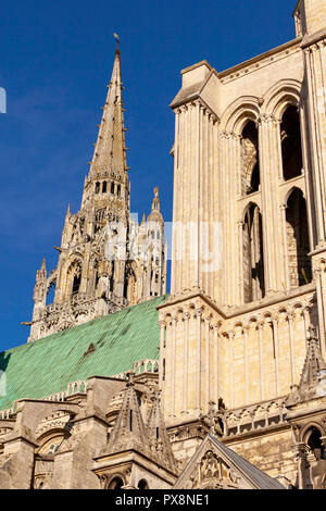 Die Kathedrale von Chartres extrior de Notre Dame, Frankreich Stockfoto