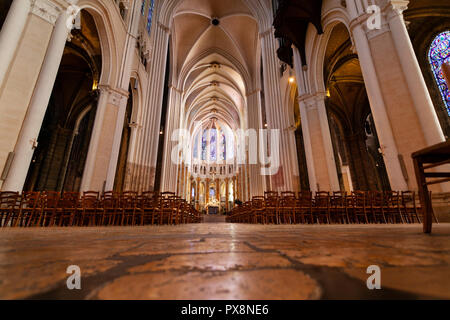 Das Innere der Kathedrale Notre Dame de Chartres, Frankreich Stockfoto