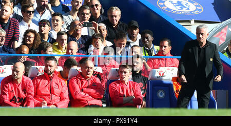 London, England - 20. Oktober: 2018 Manchester United Manager Jose Mourinho während Premiership League zwischen Chelsea und Manchester United Stadion an der Stamford Bridge, London, England am 20. Okt 2018. Kredit Aktion Foto Sport Foto Credit: Action Sport / alamy Leben Nachrichten Stockfoto