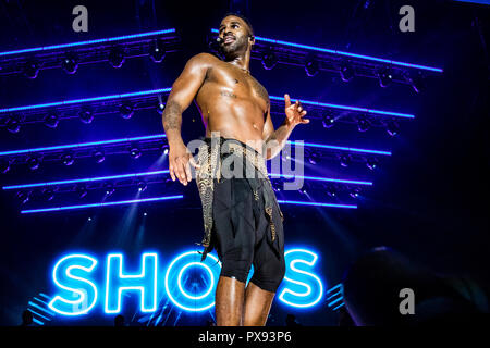 Mailand, Italien. Okt, 2018 19. Justin Bieber- führt auf der Bühne des Mediolanum Forum, für seinen einzigen Termin in Italien der 2 Seiten World Tour Credit: Valeria Portinari/Alamy leben Nachrichten Stockfoto