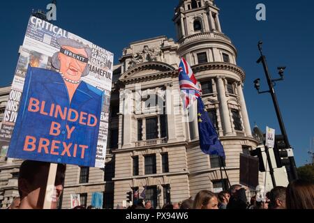 London, Großbritannien. Okt, 2018 20. Königreich Tausende an Abstimmung März in London gegen Brexit Credit: Emin Ozkan/Alamy leben Nachrichten Stockfoto