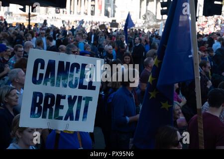 London, Großbritannien. Okt, 2018 20. Königreich Tausende an Abstimmung März in London gegen Brexit Credit: Emin Ozkan/Alamy leben Nachrichten Stockfoto