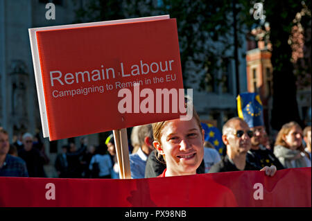 London, GB, 20. Oktober 2018. Mehrere hunderttausend Menschen März durch London ein zweites Brexit Abstimmung zu verlangen. Es waren Vertreter aller großen politischen Parteien. Quelle: Patrick nairne/Alamy leben Nachrichten Stockfoto