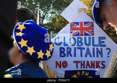 London, UK, 20. Oktober, 2018. Die Demonstranten versammeln sich in Parliament Square zur Volksabstimmung März gegen Brexit, London, UK. Credit: Helen Garvey/Alamy leben Nachrichten Stockfoto