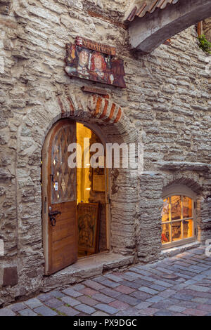 St. Katharina-Passage n der Altstadt von Tallinn, Estland Stockfoto