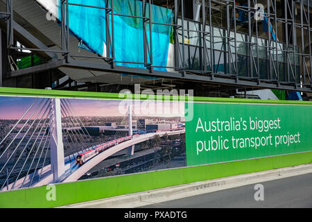 Bau von Australiens größter öffentlicher Verkehr Projekt der Sydney Metro mit den Arbeiten in Hill Rouse, Sydney, Australien voran Stockfoto