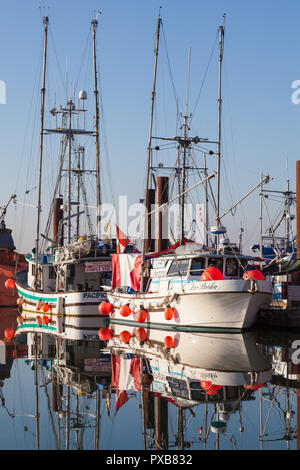 Steveston Hafen auf einem nebligen Oktober Morgen Stockfoto