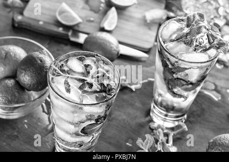 Schwarz/Weiß Foto, Caipirinha, Mojito, alkoholfreien Cocktail cool Stockfoto