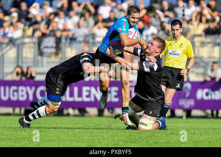 Parma, Italien. 20. Oktober, 2018. Wing's Zebre Mattia Bellini beats Bären Verteidigung in europäischen Rugby Challenge Cup Runde 2 © Luca Sighinolfi/Alamy leben Nachrichten Stockfoto