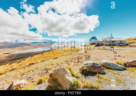 Mount Johns Observatorium am Mt John im Herbst in der Nähe von Tekapo See Südalpen Bergtäler Neuseeland Stockfoto