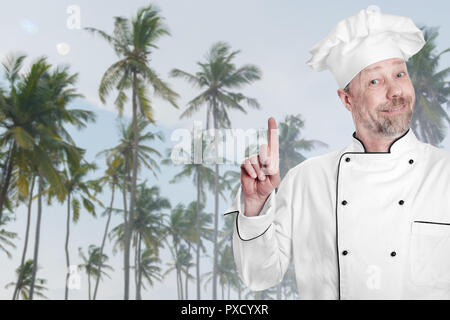 Weißer Mann mittleren Alters mit grünem Hintergrund Stockfoto