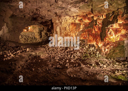 Innenraum eines der Flint Mines Schmutz der Gräber, Norfolk Stockfoto