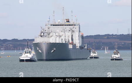 Das frachtschiff USNS Robert E Peary, Portsmouth, UK am 24. September 2018 nach einem zweitägigen Besuch in die Marinebasis Stockfoto