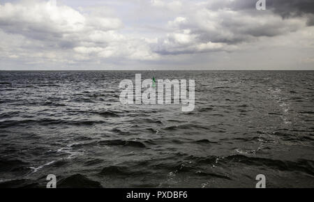 Boje auf der hohen See, Signalisierung Details für Boote Stockfoto