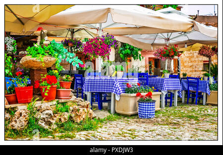 Traditionelle Taverna in Omodos Dorf, Zypern. Stockfoto