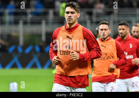 Alessio Romagnoli (AC Mailand) während der Serie A TIM Fußballspiel zwischen FC Internazionale Milano und AC Mailand, Stadio Giuseppe Meazza am 21. Oktober 2018 in Mailand, Italien. Stockfoto