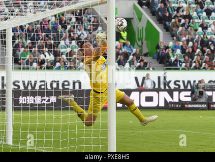 Wolfsburg, Deutschland. Okt, 2018 20. Torwart Koen CASTEELS (WOB) hält eine Kugel, Parade, Fußball 1. 1. Fussballbundesliga, 8. Spieltag, VfL Wolfsburg (WOB) - FC Bayern München (M) 1:3, am 20.10.2018 in Wolfsburg/Deutschland. € | Nutzung der weltweiten Kredit: dpa/Alamy leben Nachrichten Stockfoto