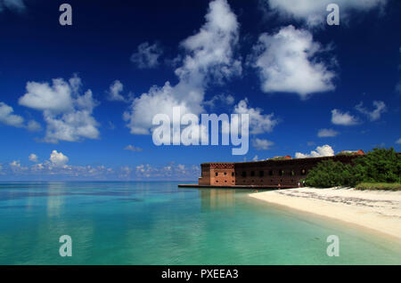 Auf Garten Schlüssel in Dry Tortugas National Park, Fort Jefferson liegt vielleicht am stärksten isolierten und aufwendig aller US Bürgerkrieg Forts bauten Stockfoto