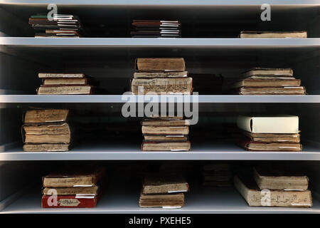 Doha/Katar - Oktober 9, 2018: seltene Manuskripte gespeichert innerhalb der nationalen Bibliothek von Katar, in der Hauptstadt Doha Stockfoto