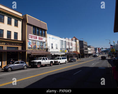 Blick auf die Hauptstraße in Ketchikan Alaska Stockfoto